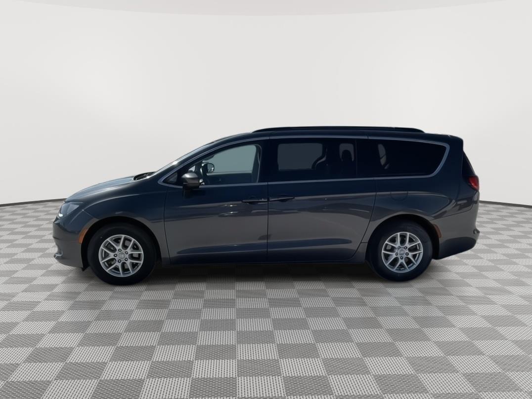Vehicle photo 2