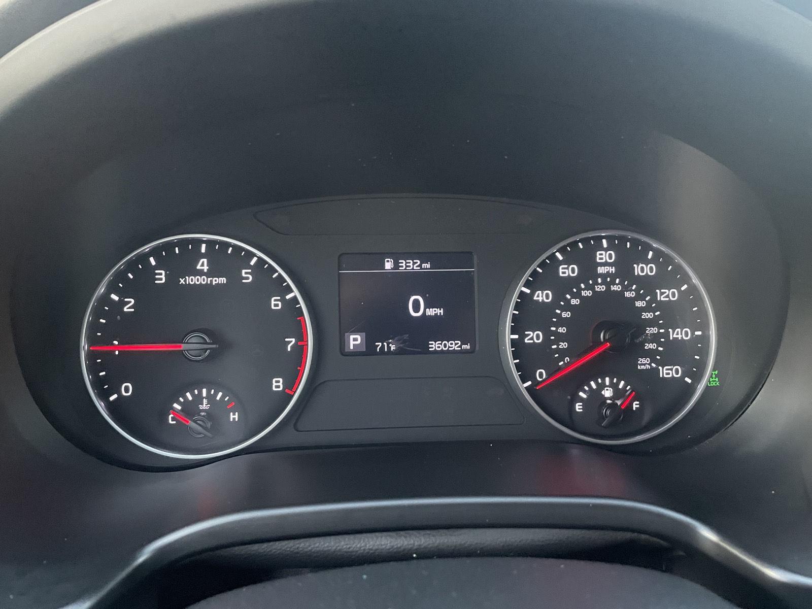 Vehicle photo 3