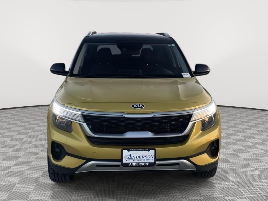 Vehicle photo 9