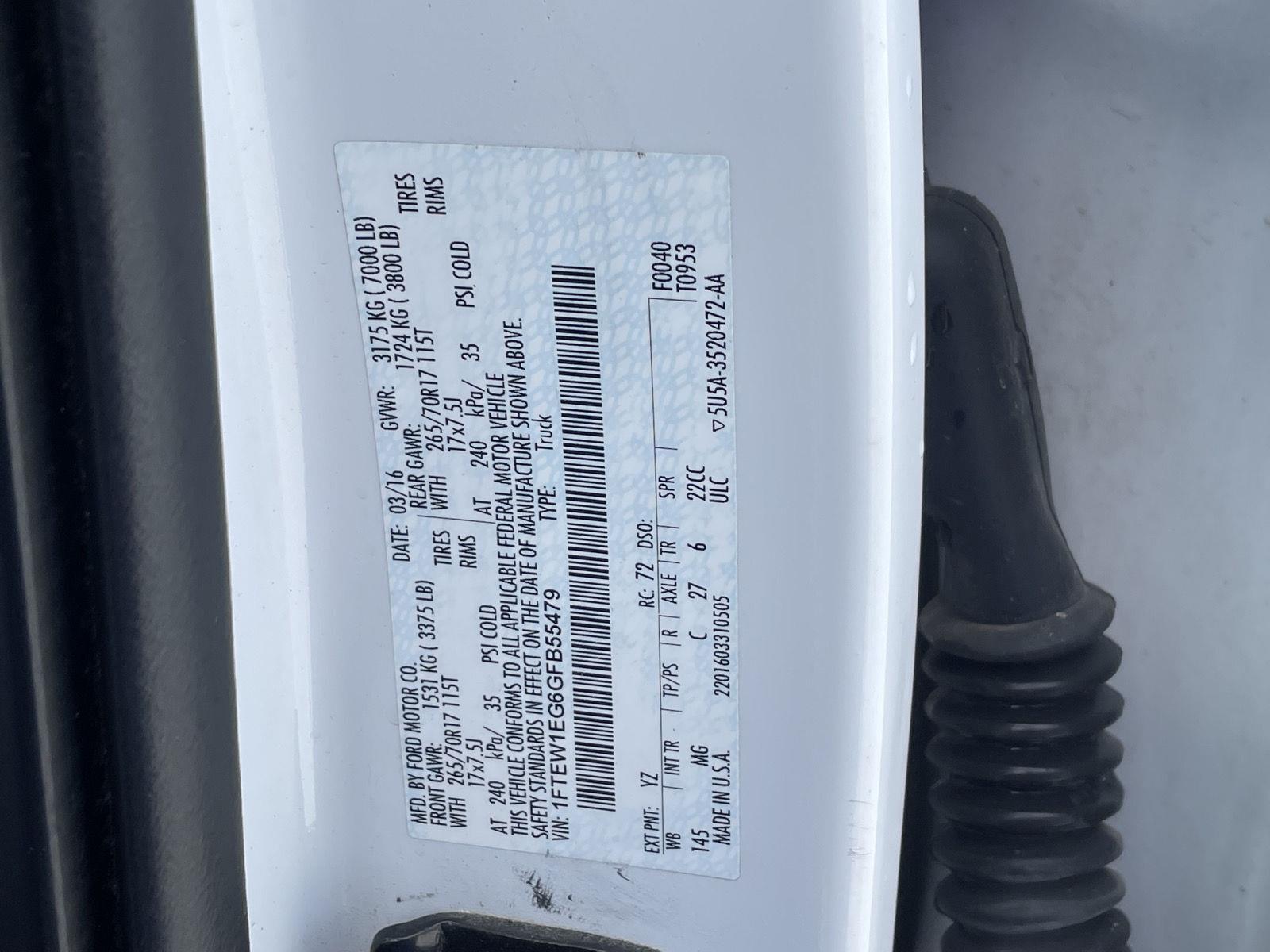 Vehicle photo 11