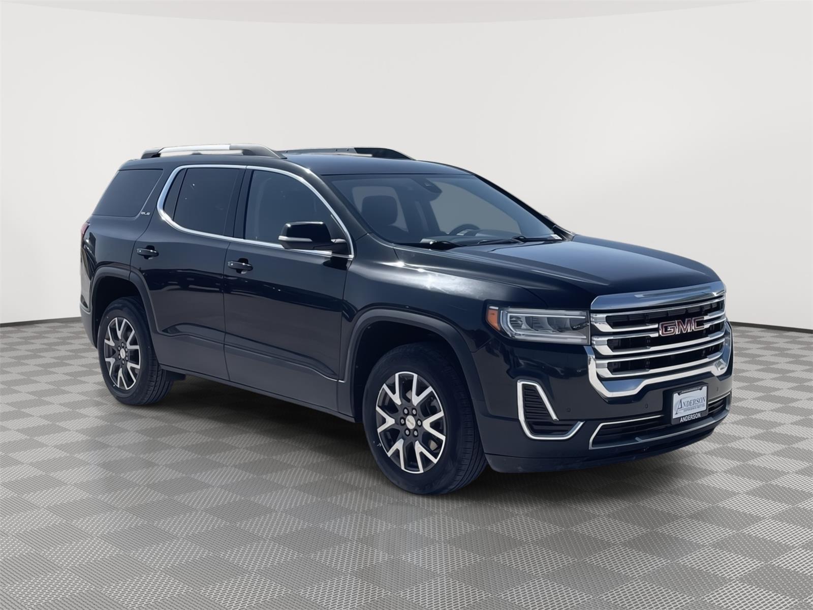 Vehicle photo 8