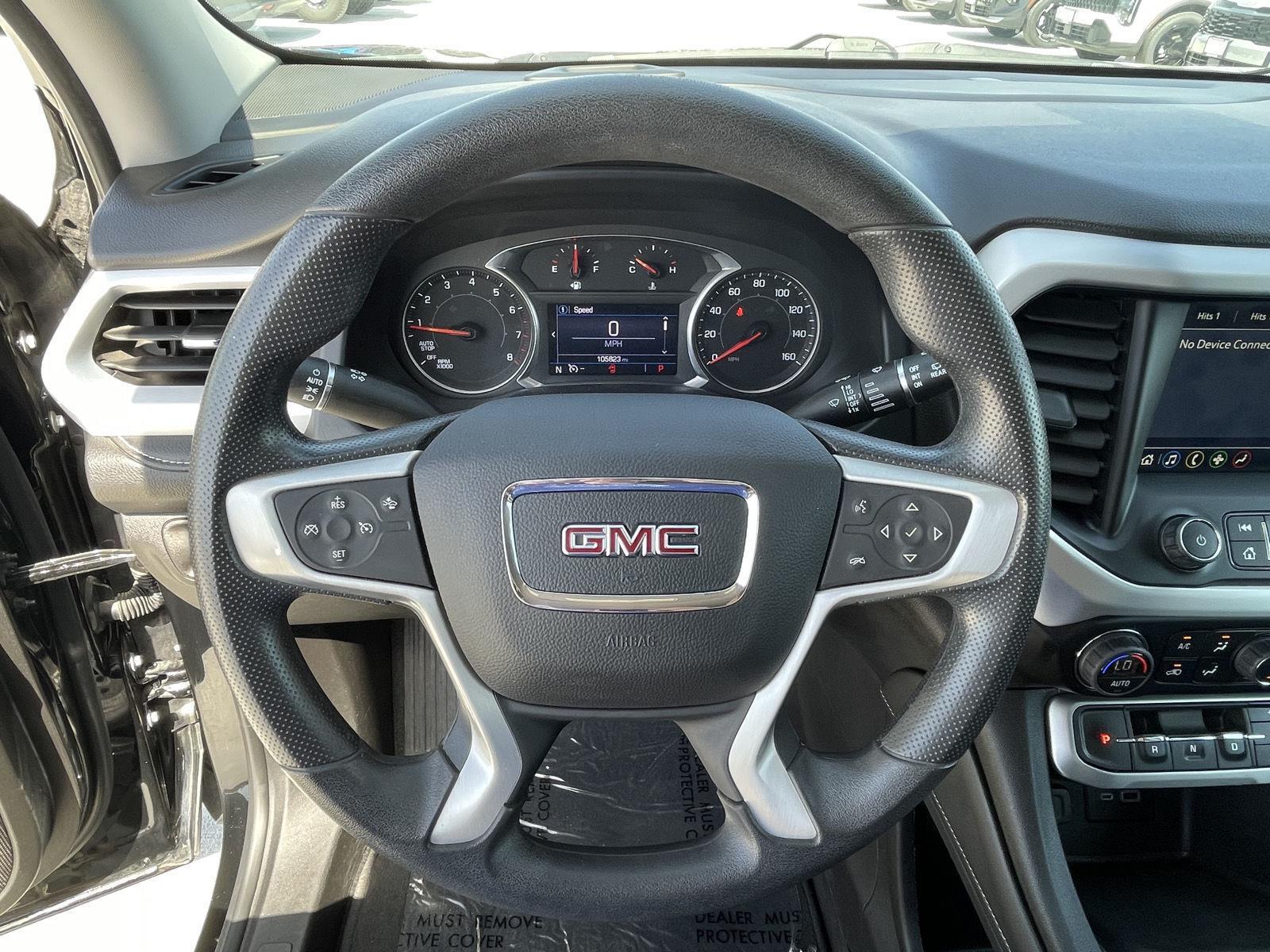 Vehicle photo 13