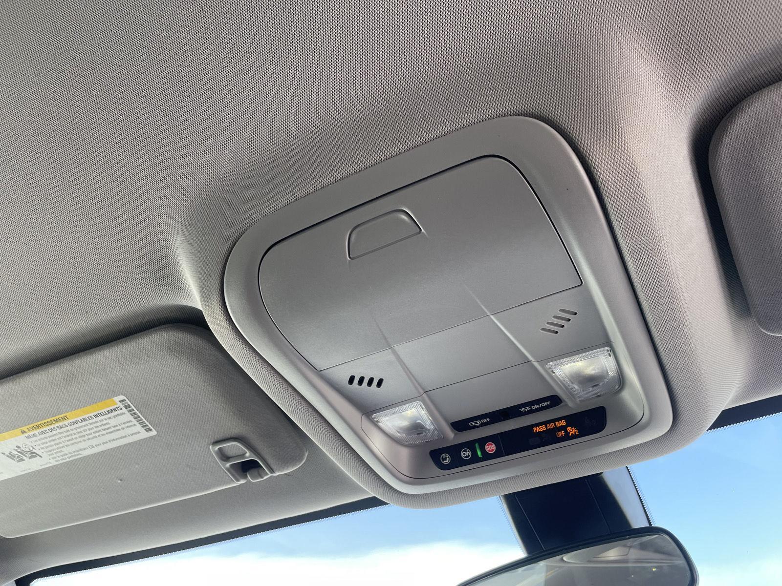Vehicle photo 16