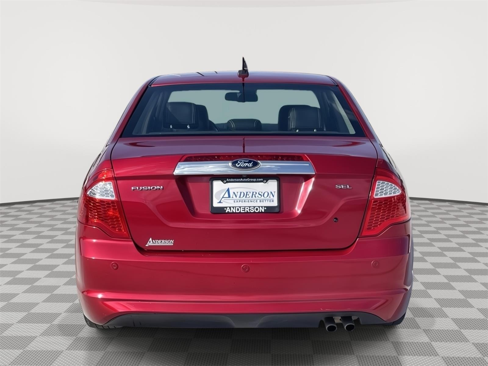Vehicle photo 5
