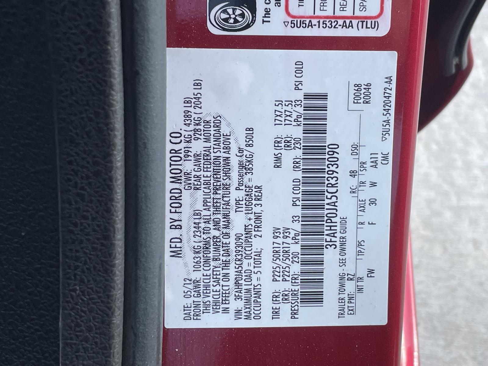 Vehicle photo 11