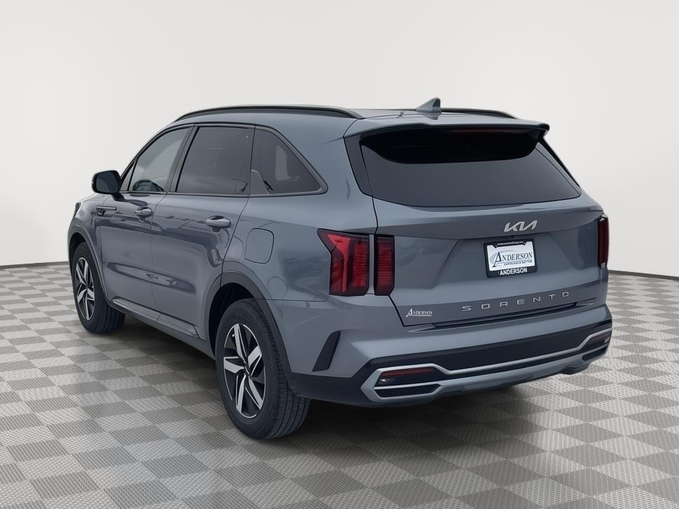Vehicle photo 4