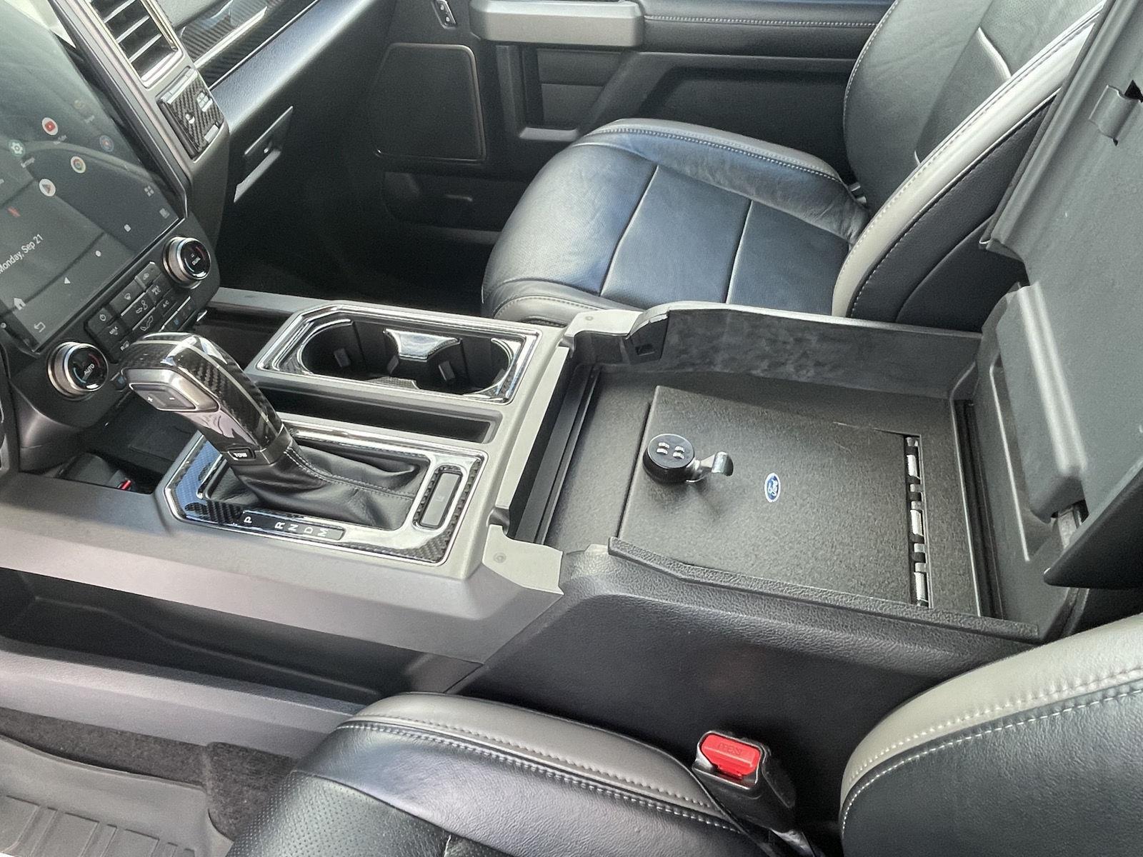 Vehicle photo 16