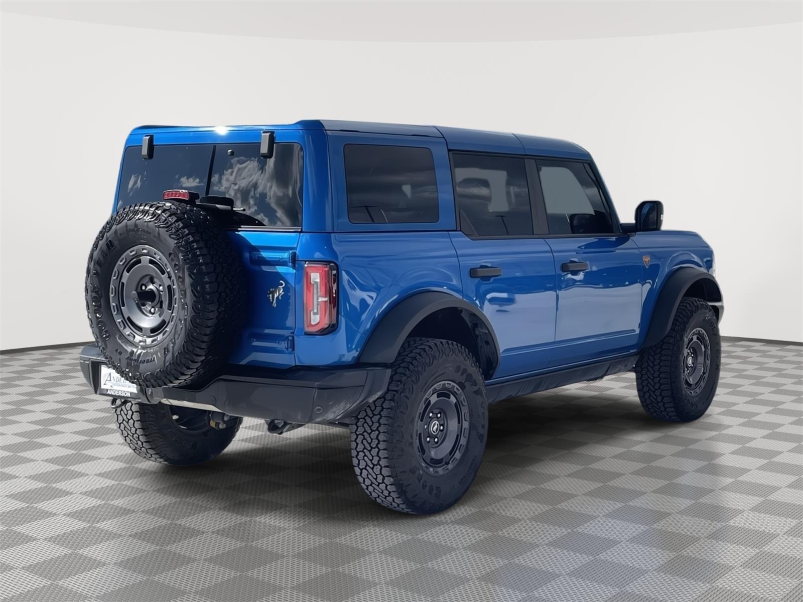 Vehicle photo 6