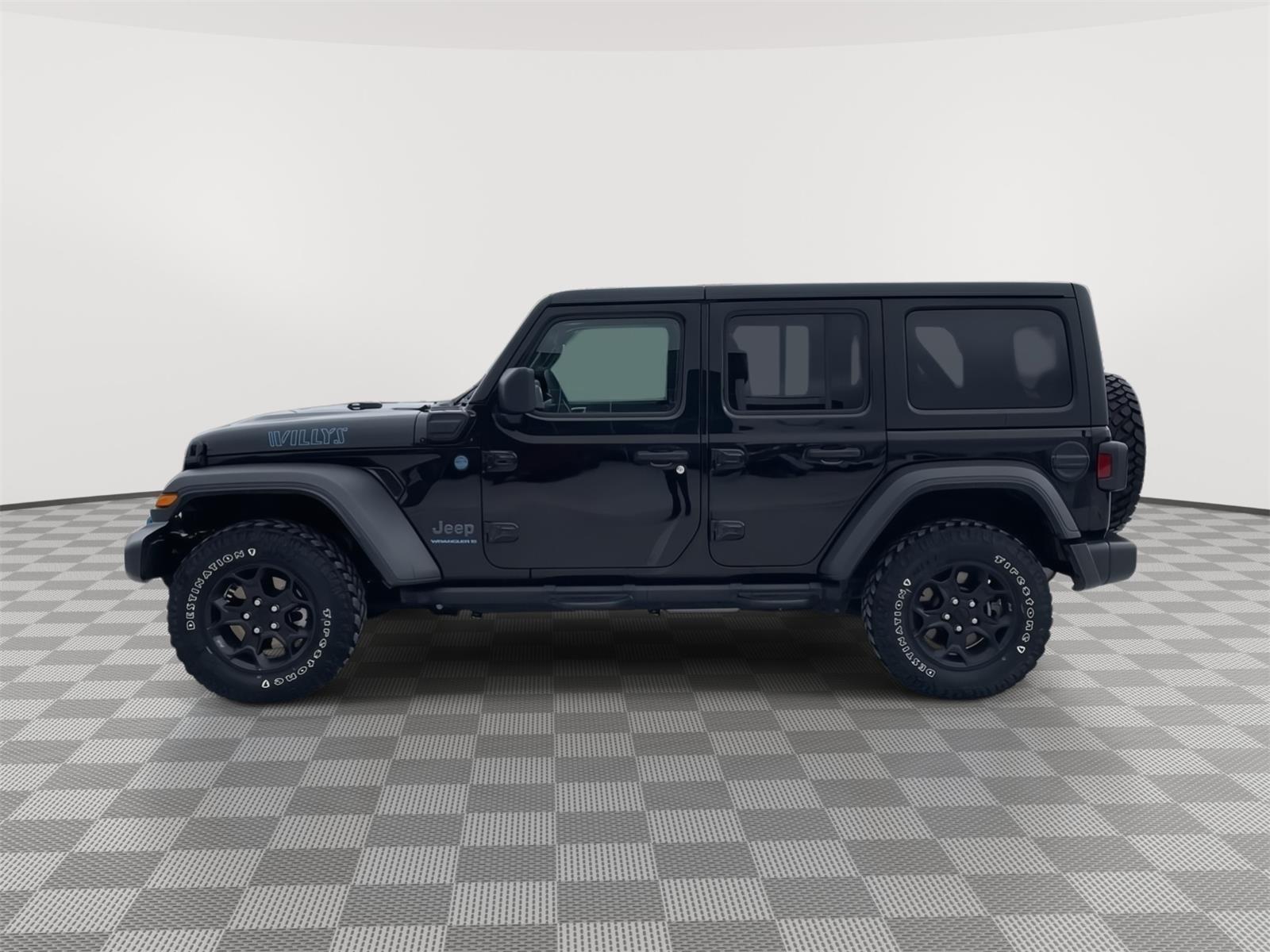Vehicle photo 2