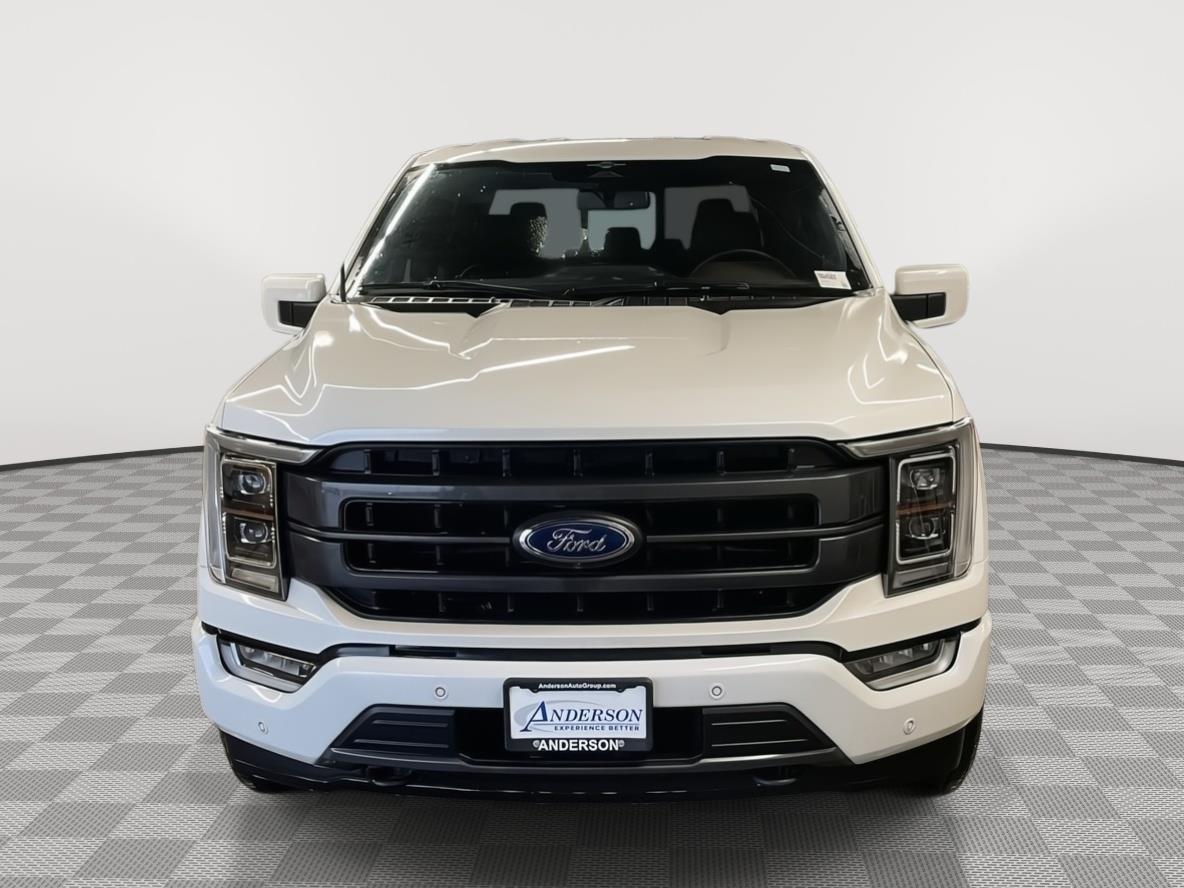 Vehicle photo 9