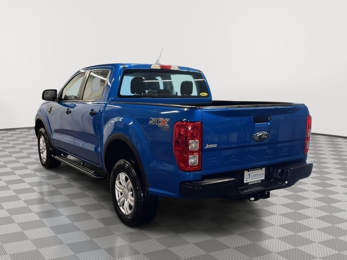 Vehicle photo 4