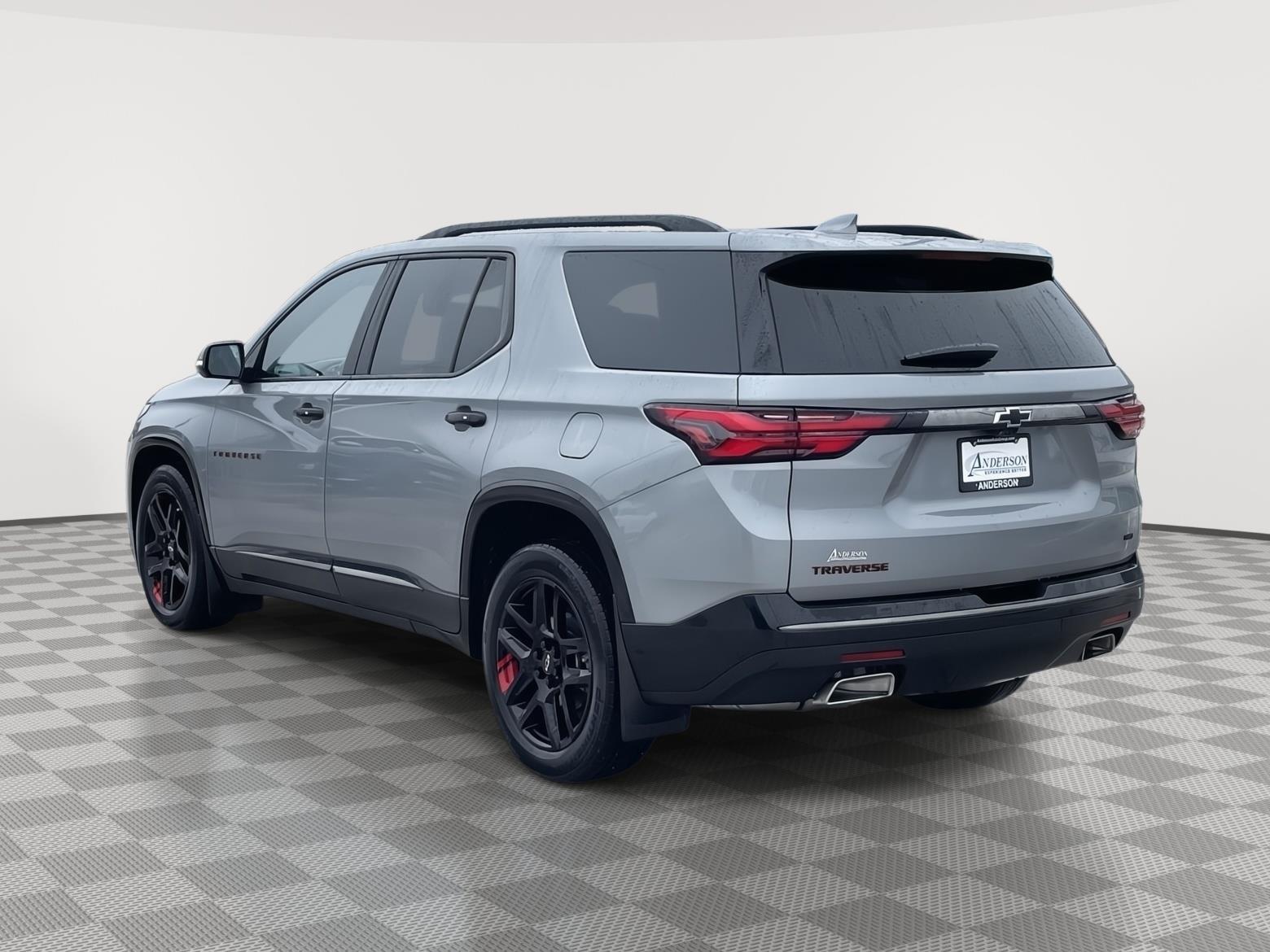 Vehicle photo 4