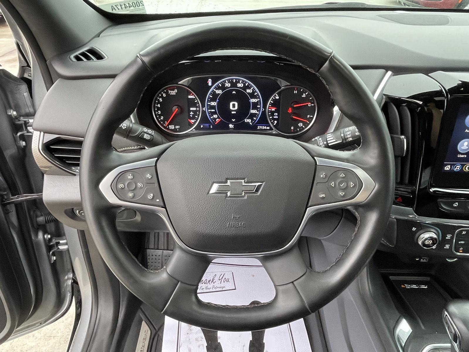 Vehicle photo 13