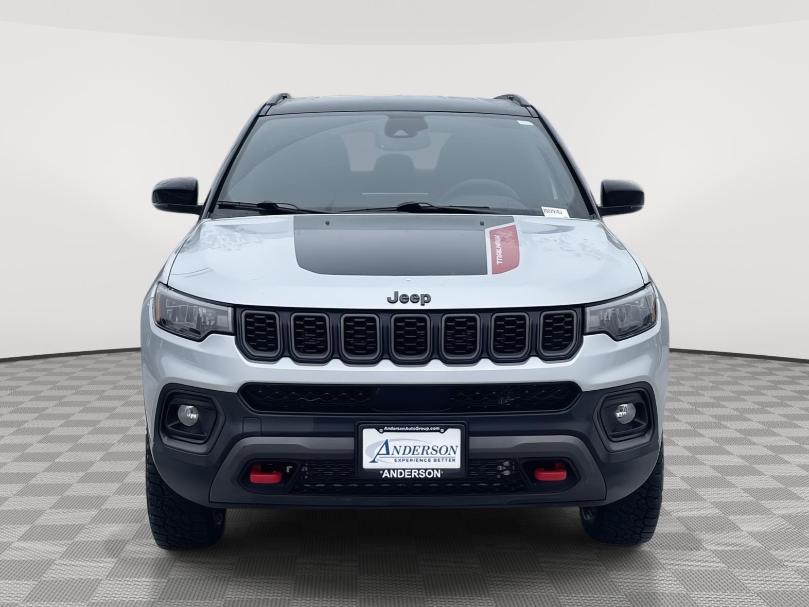 Vehicle photo 9