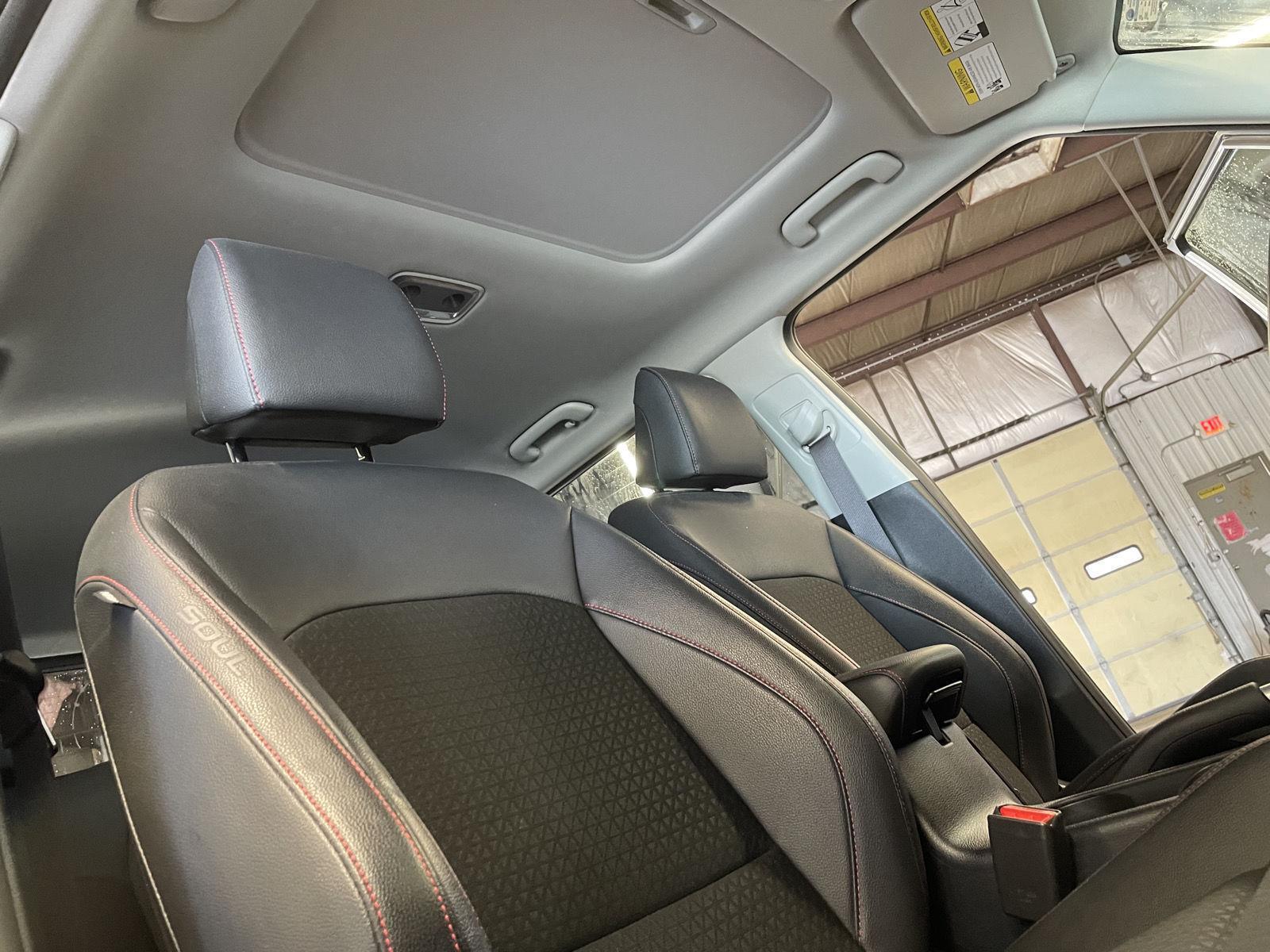 Vehicle photo 20