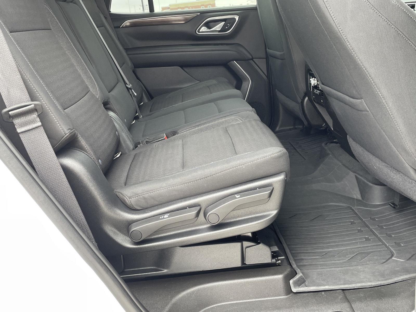 Vehicle photo 20