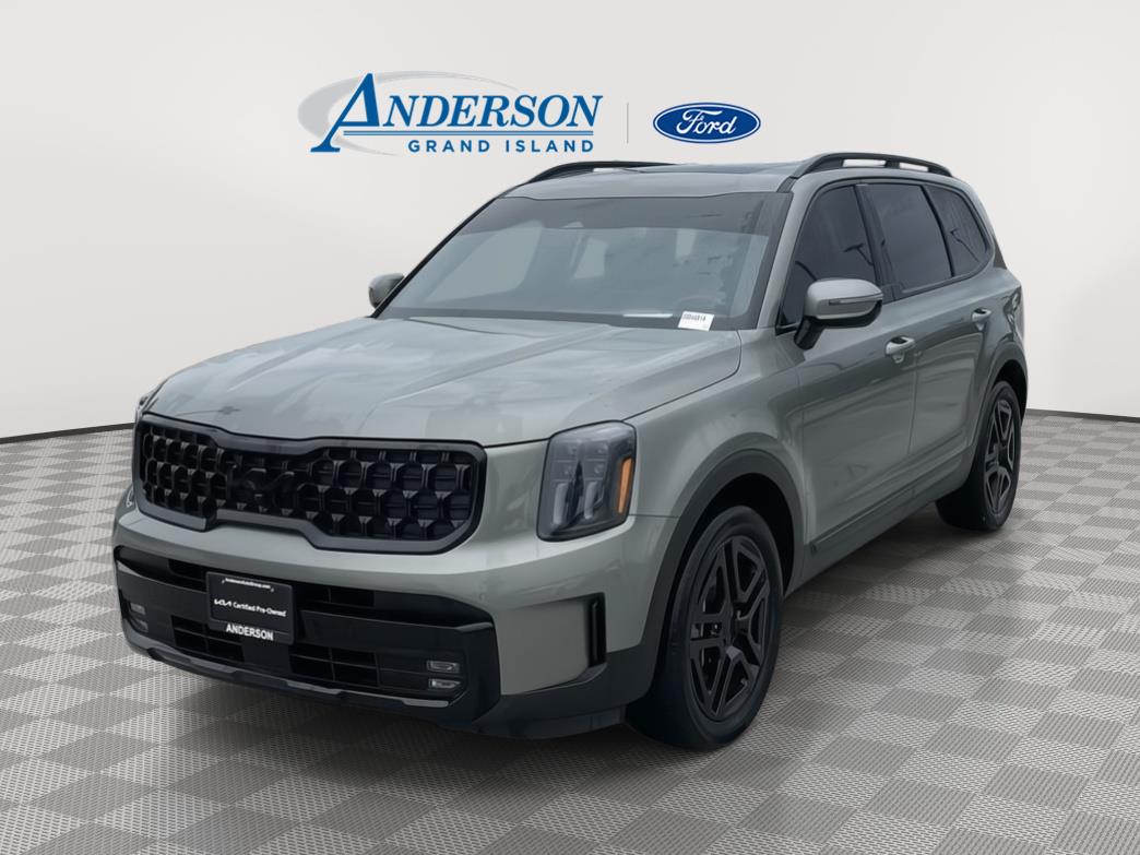Vehicle photo 1
