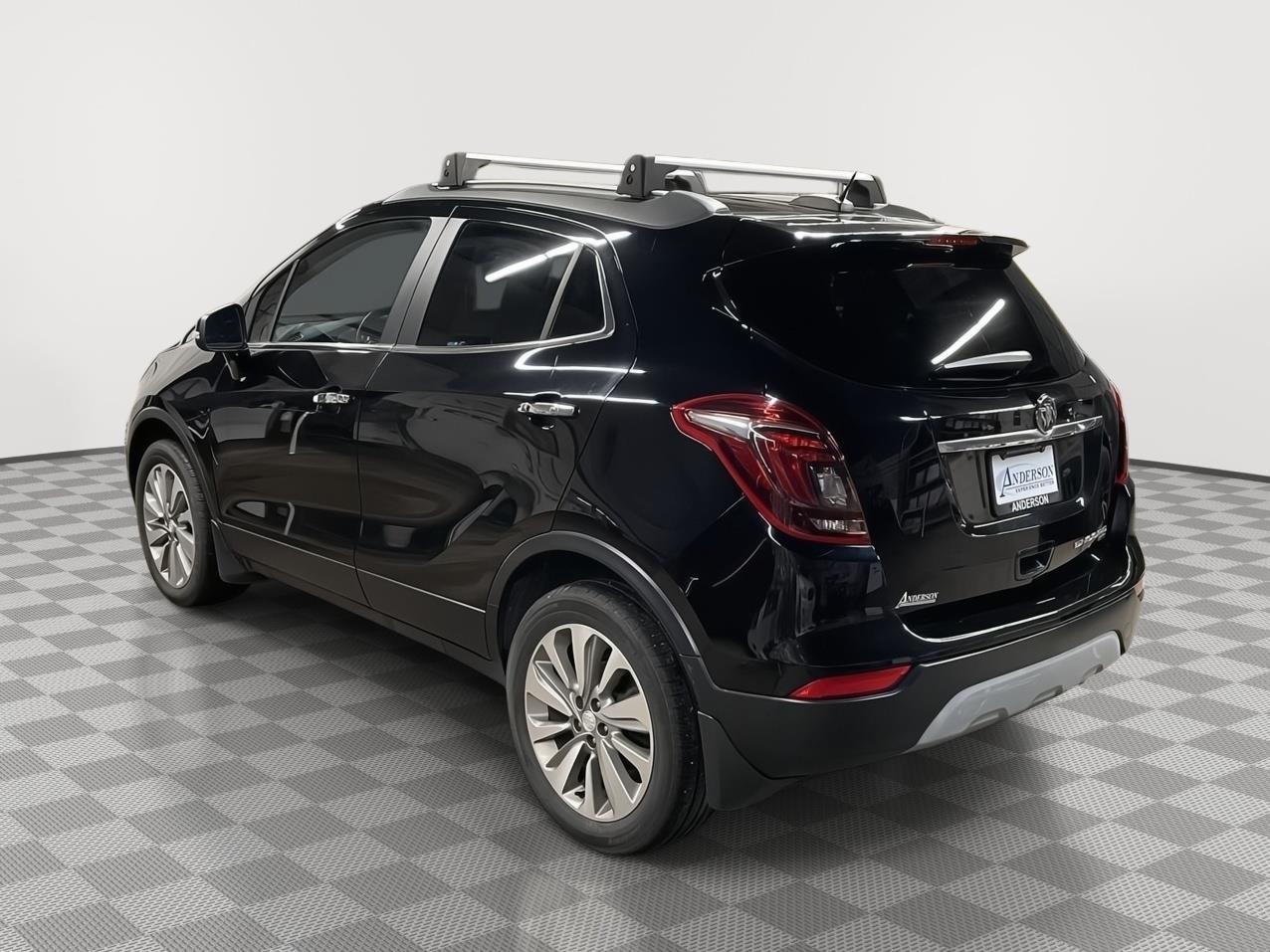 Vehicle photo 4