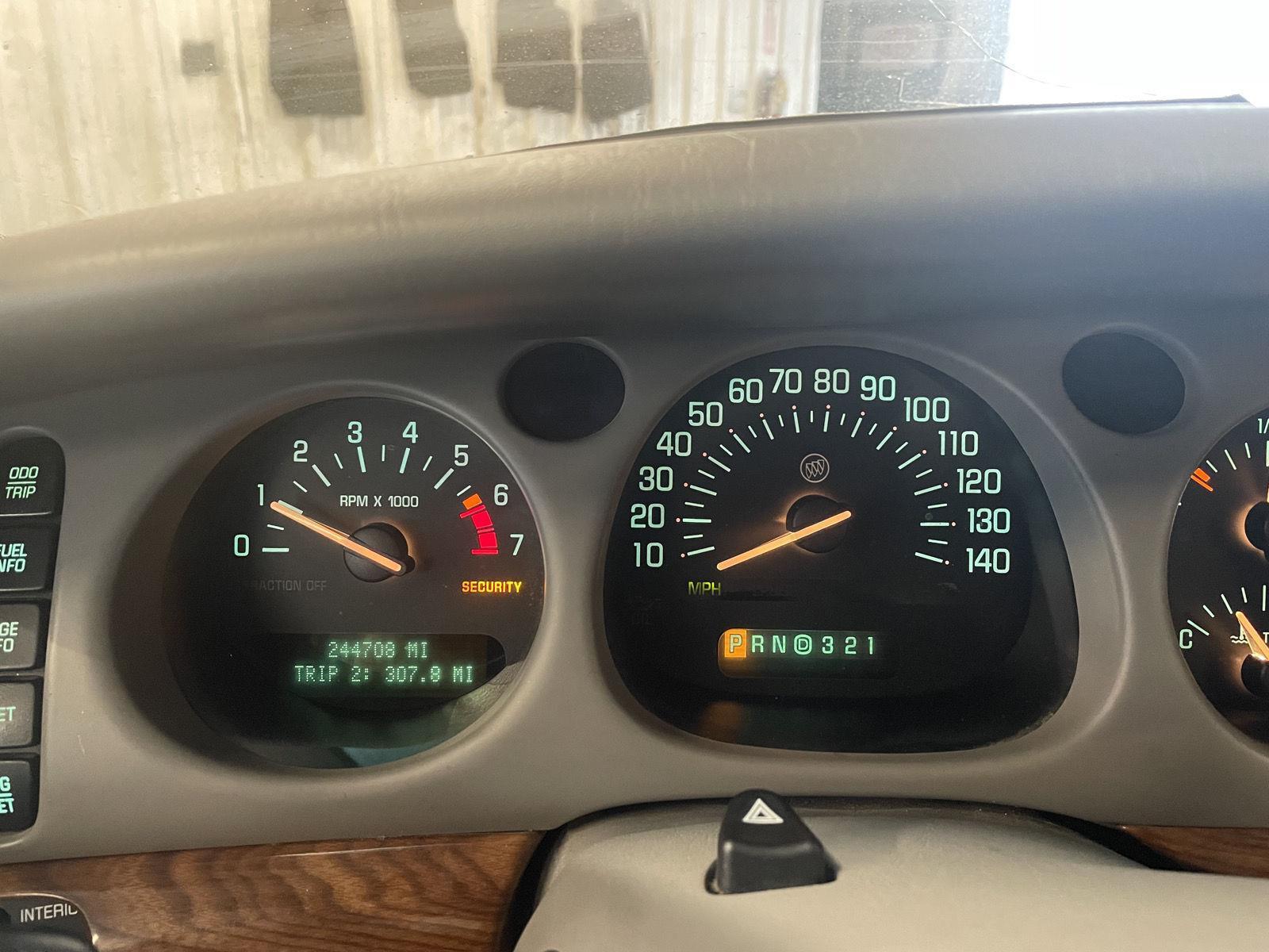 Vehicle photo 3