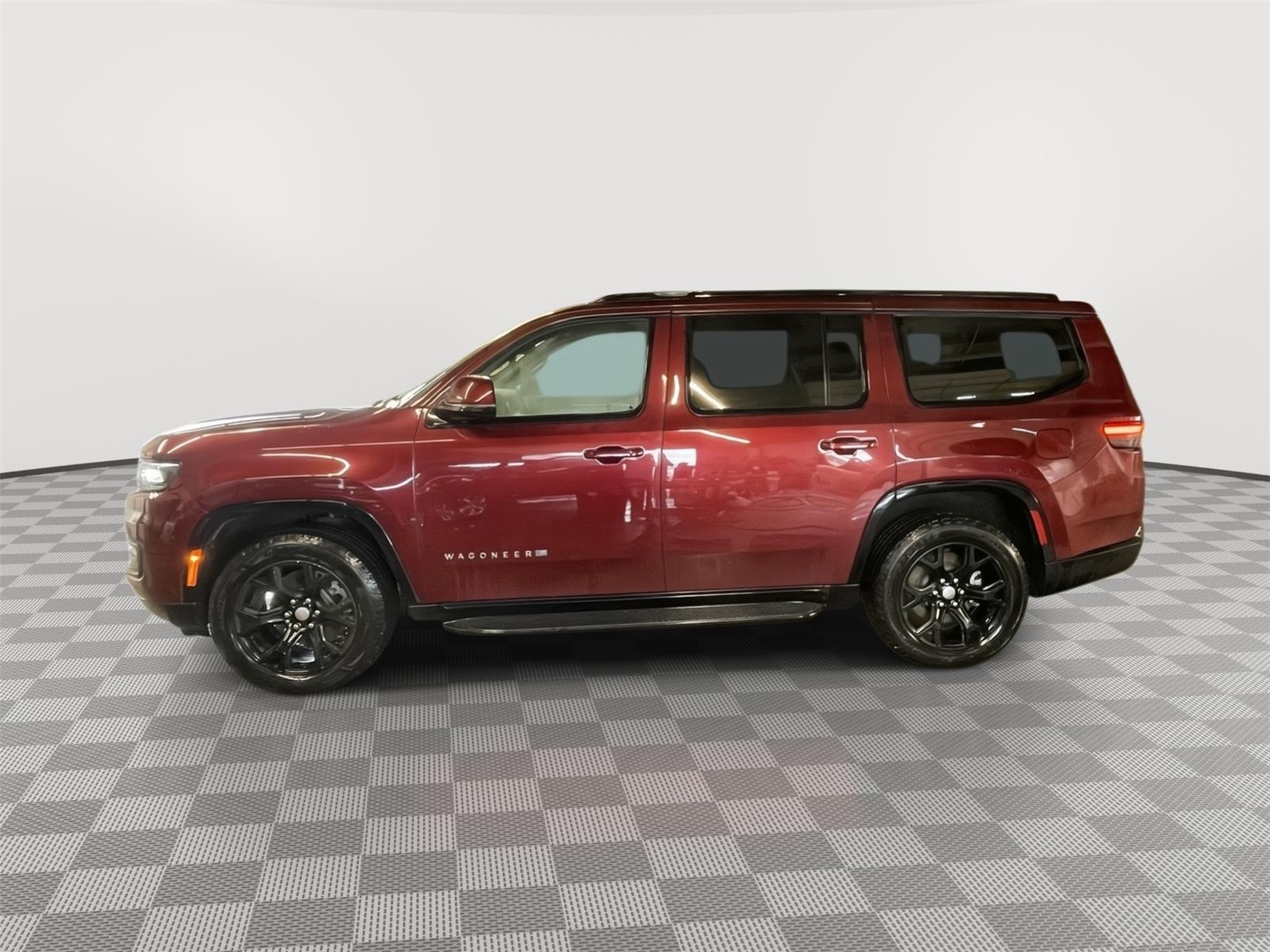 Vehicle photo 2