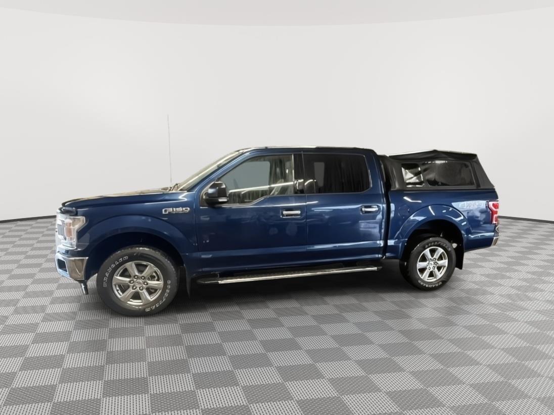 Vehicle photo 2