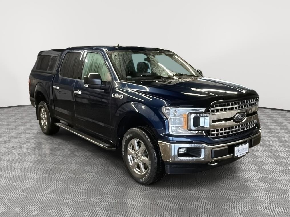 Vehicle photo 8