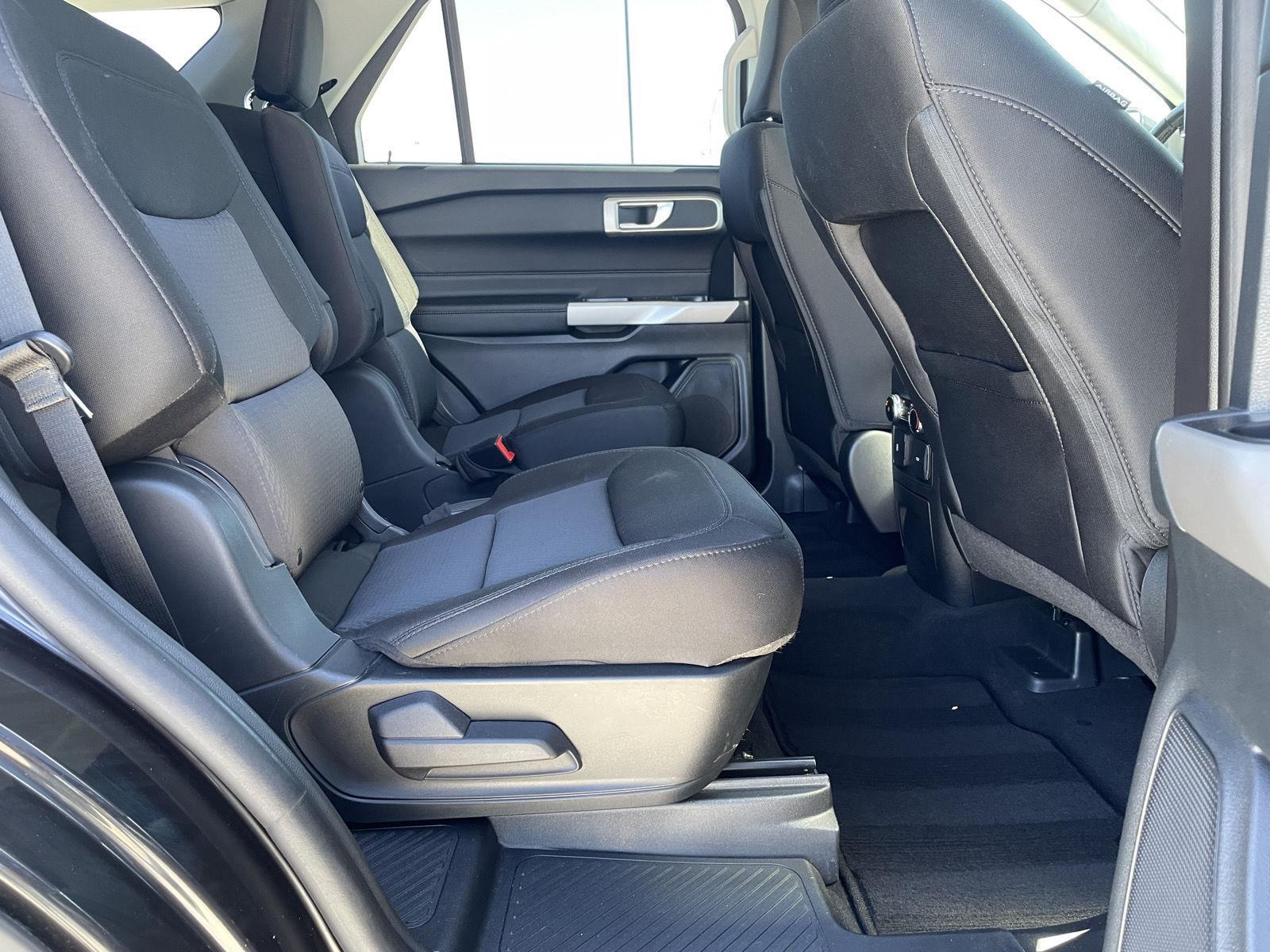 Vehicle photo 20