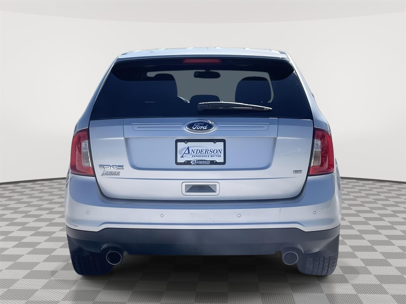 Vehicle photo 5