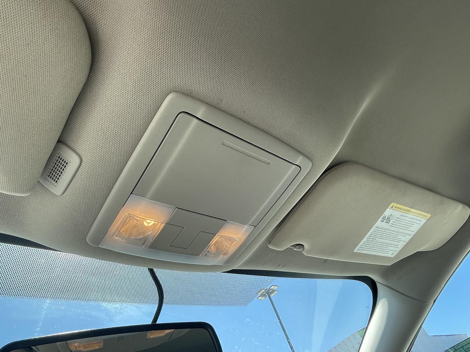 Vehicle photo 20