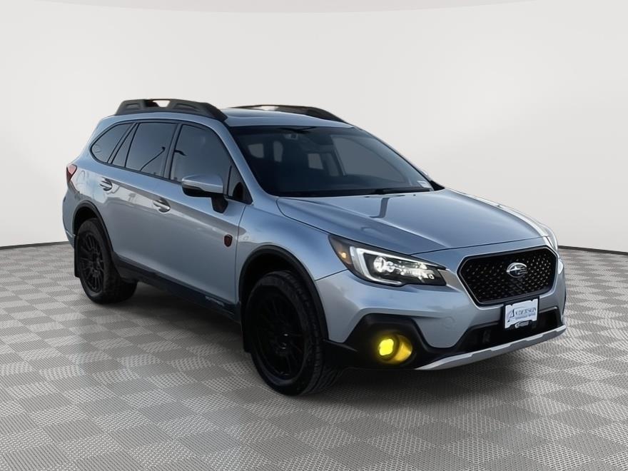 Vehicle photo 8