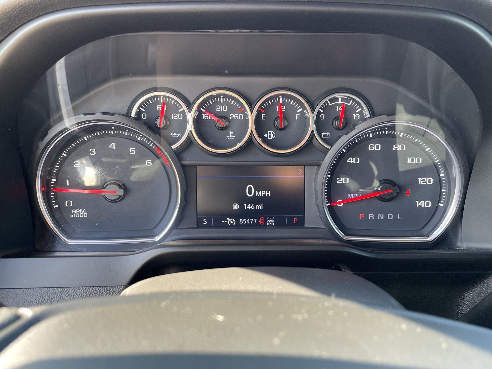 Vehicle photo 3