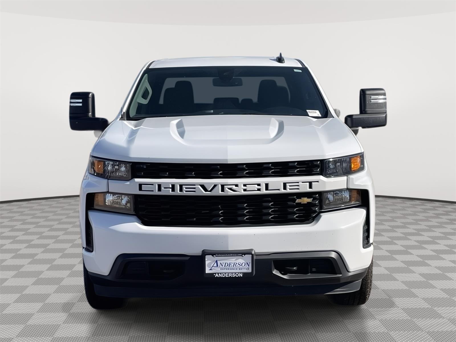 Vehicle photo 9