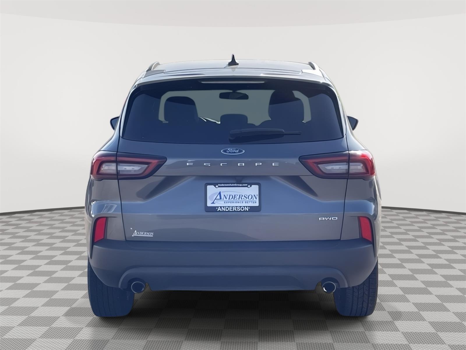 Vehicle photo 5