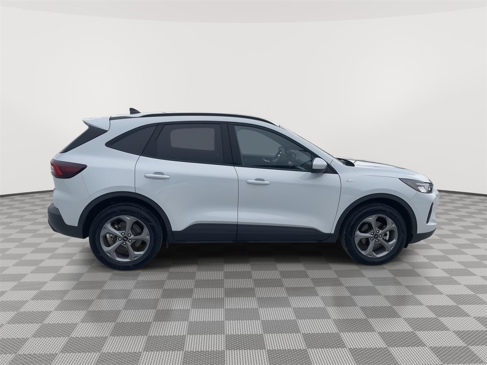 Vehicle photo 7