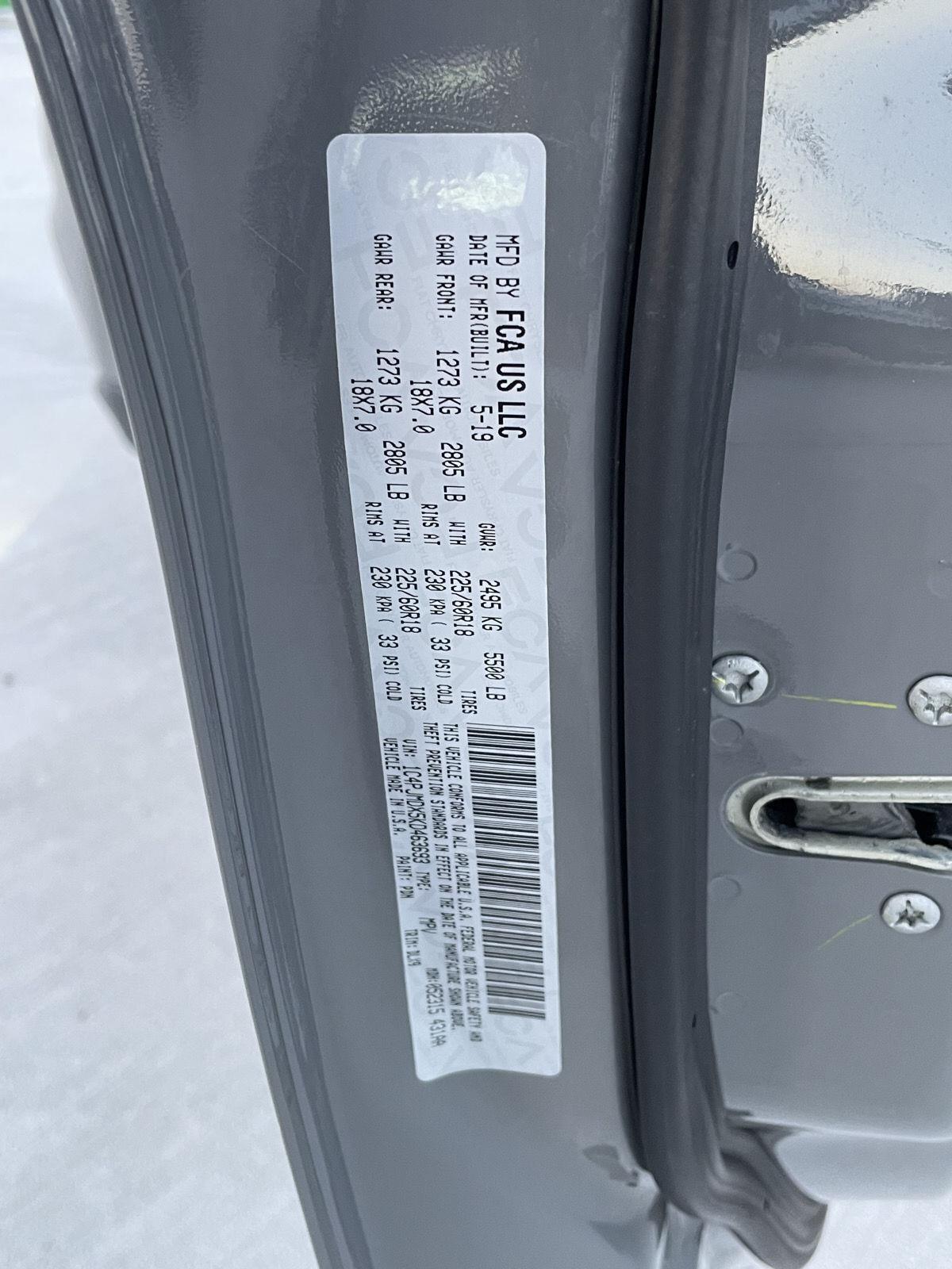 Vehicle photo 11