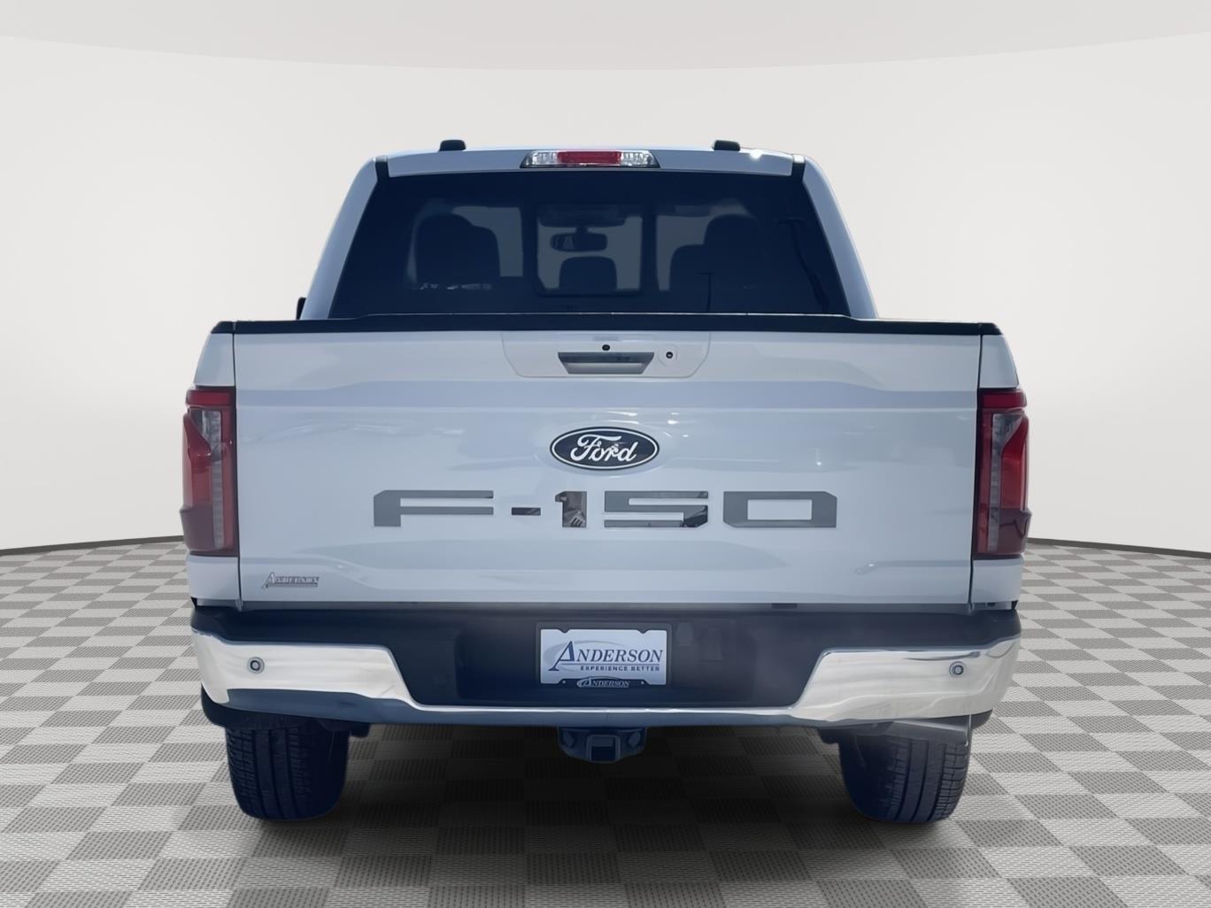 Vehicle photo 5