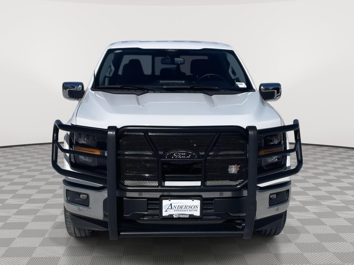 Vehicle photo 9