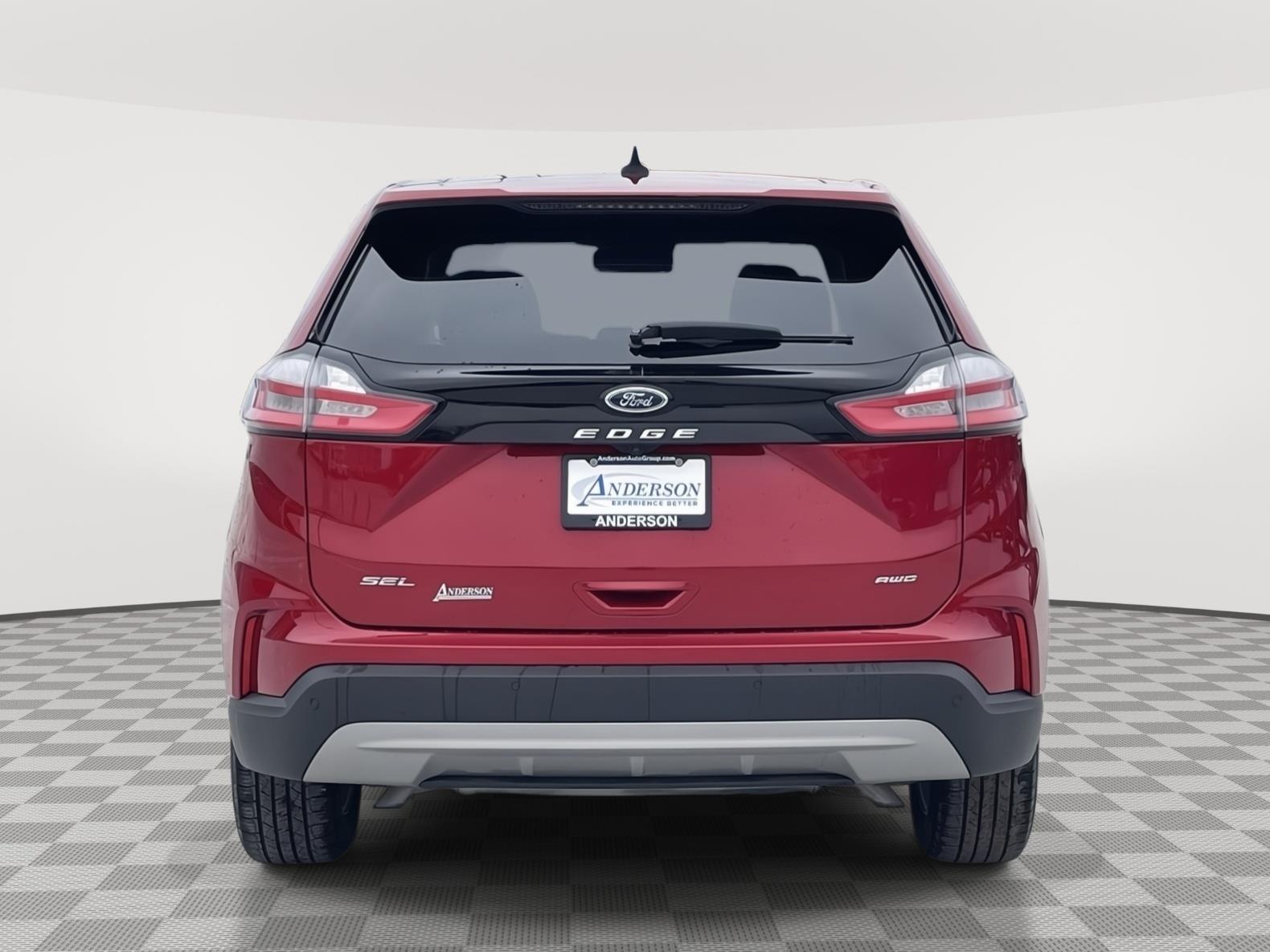 Vehicle photo 5