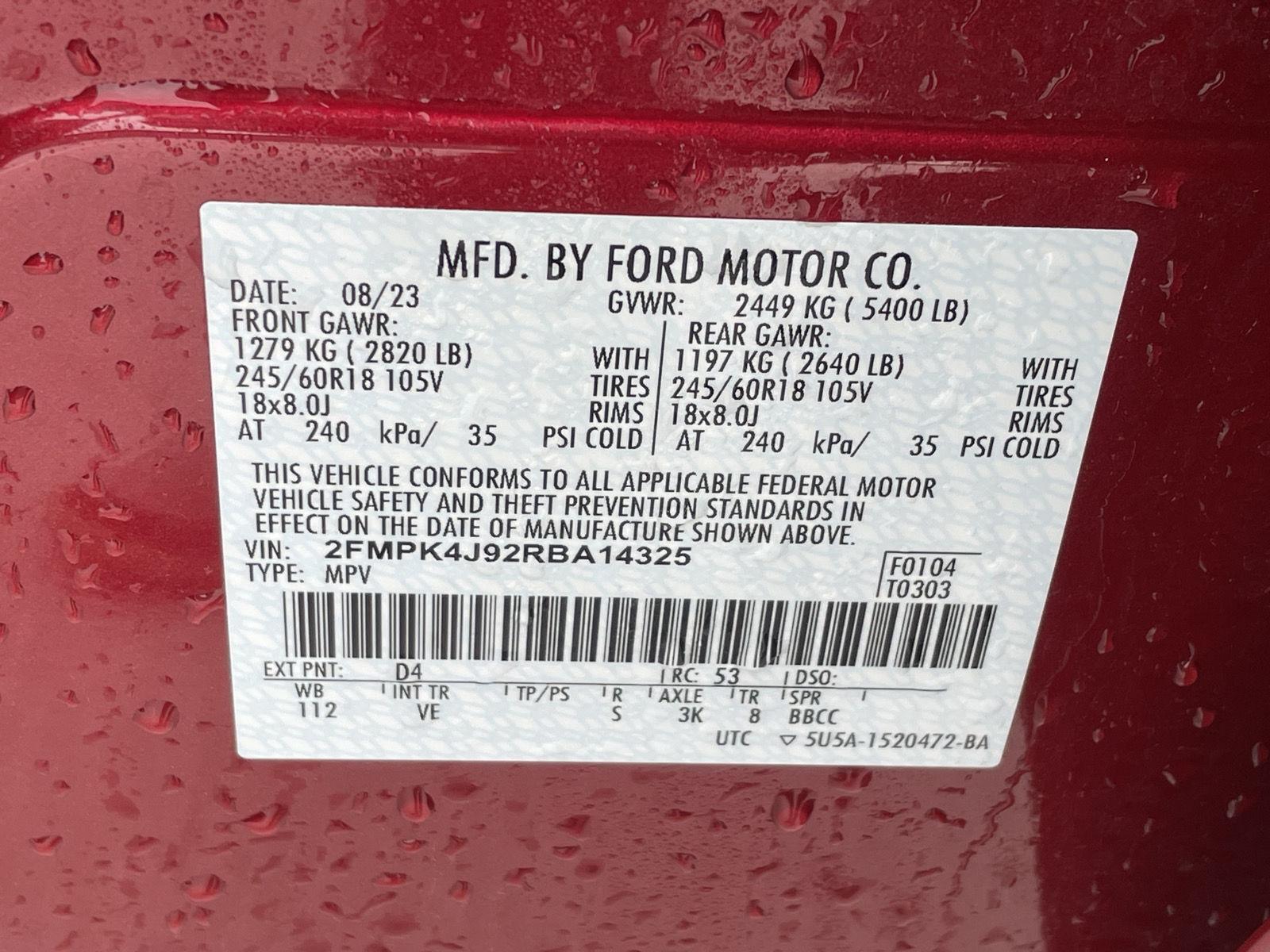 Vehicle photo 11