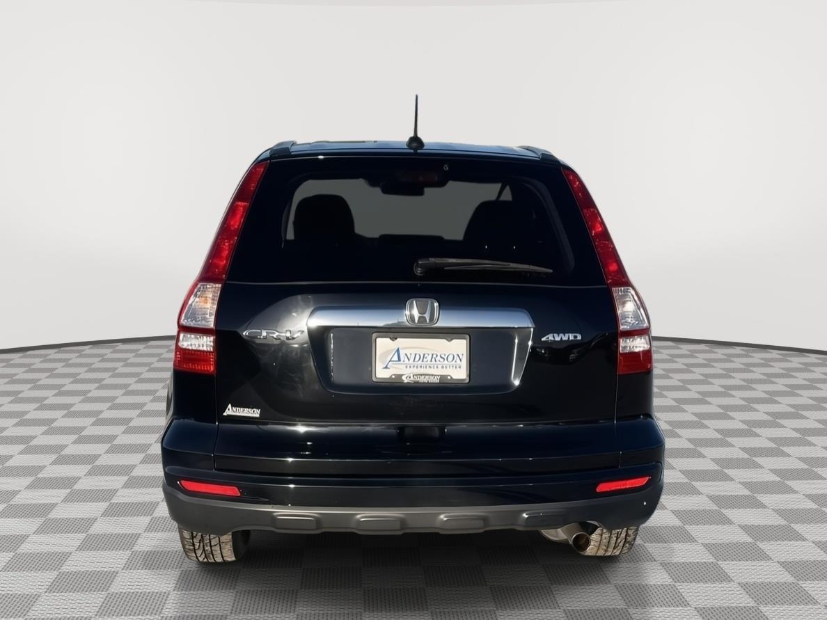 Vehicle photo 5