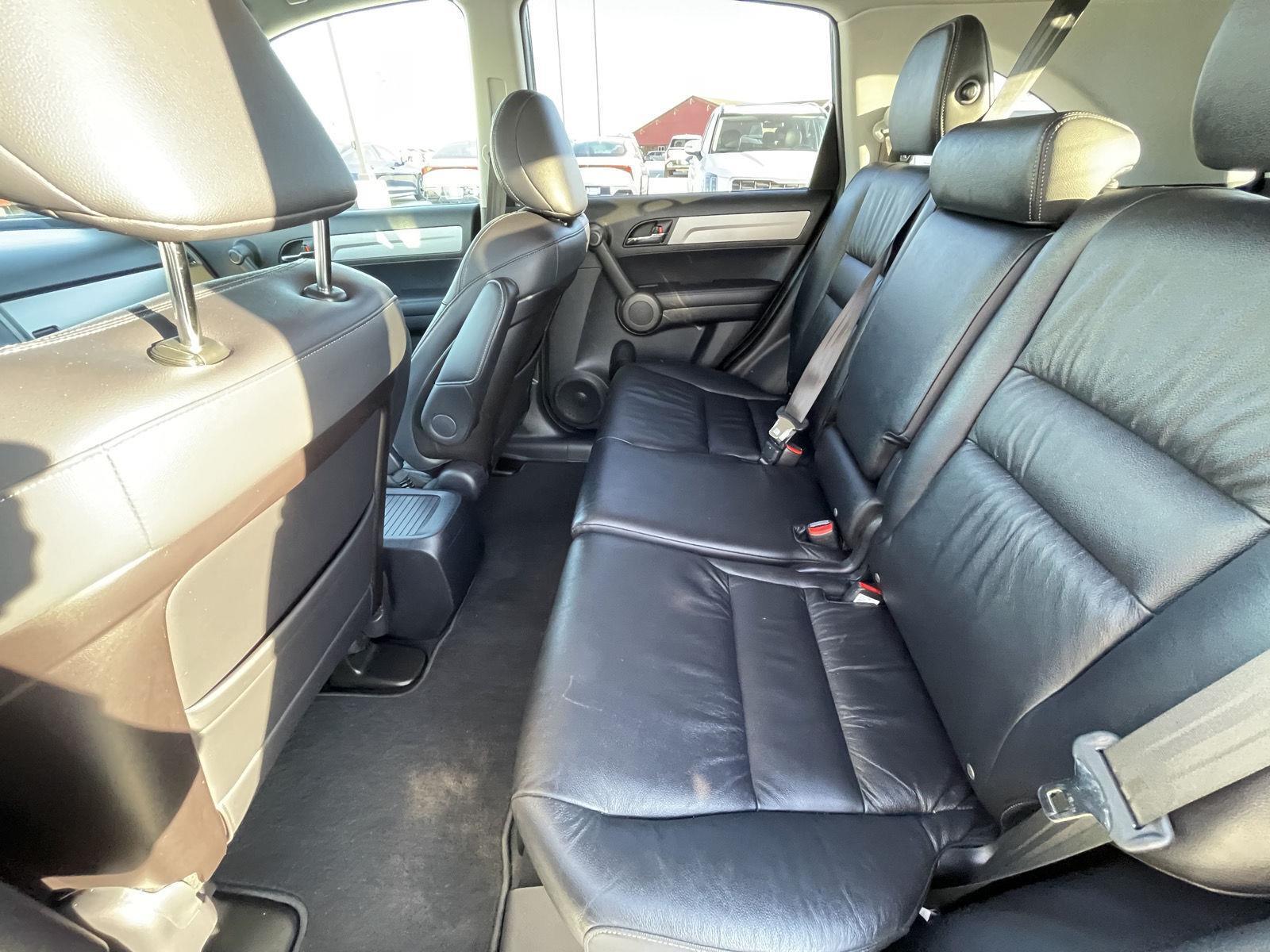 Vehicle photo 16