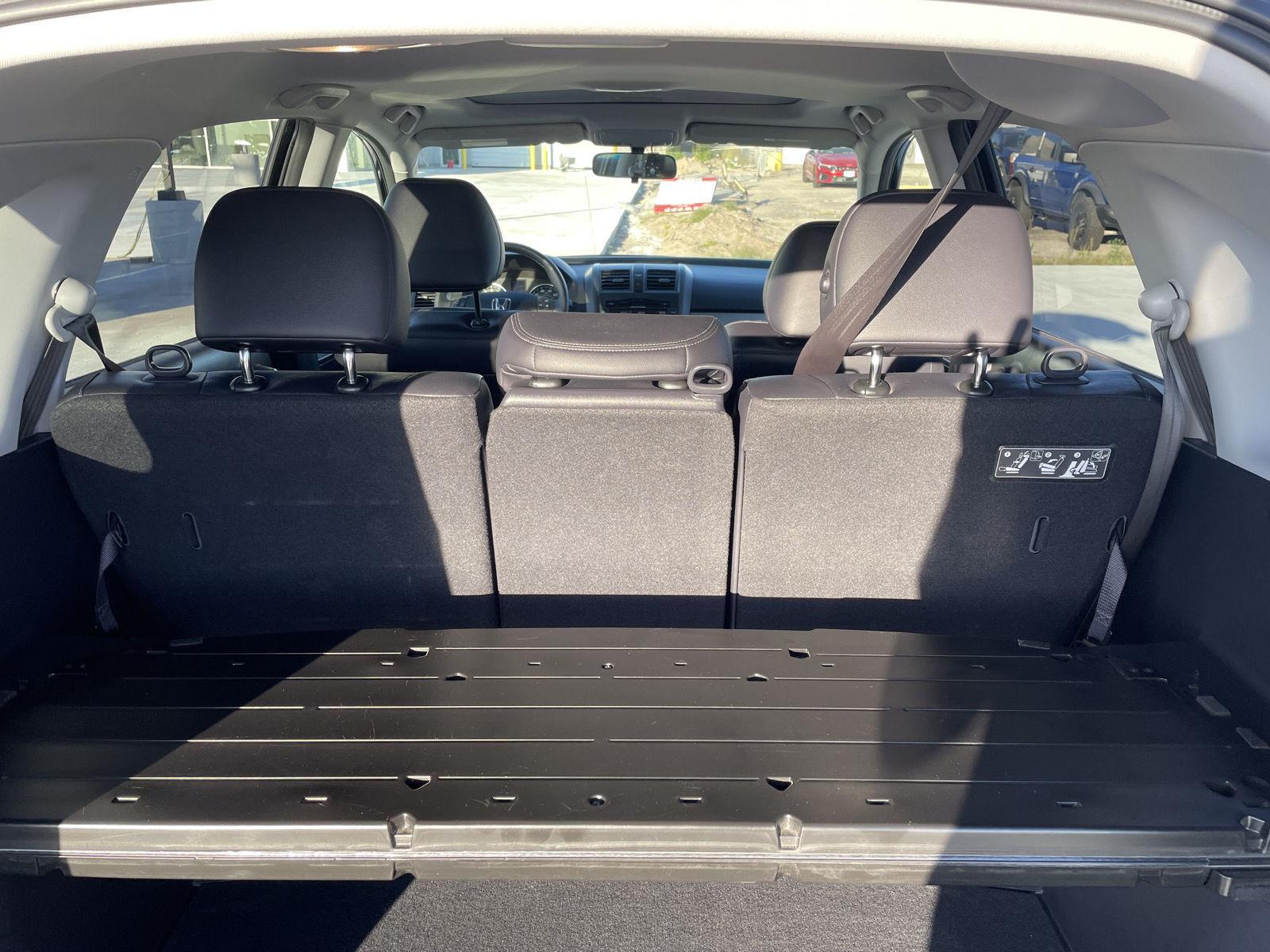 Vehicle photo 17