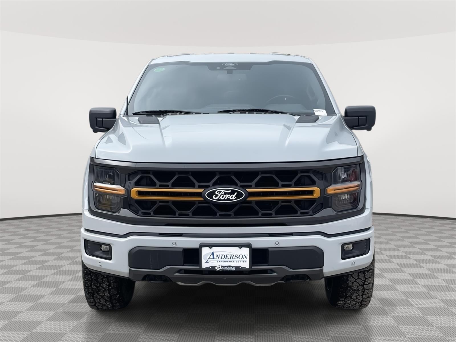 Vehicle photo 9