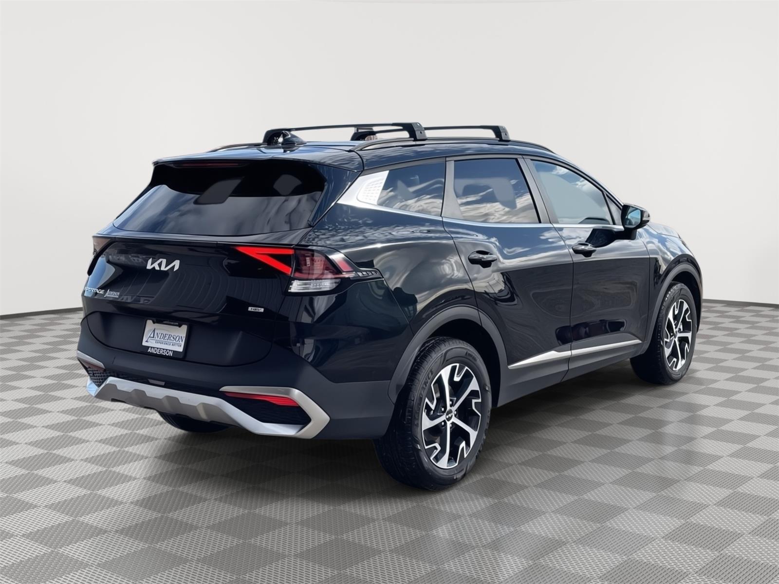 Vehicle photo 6