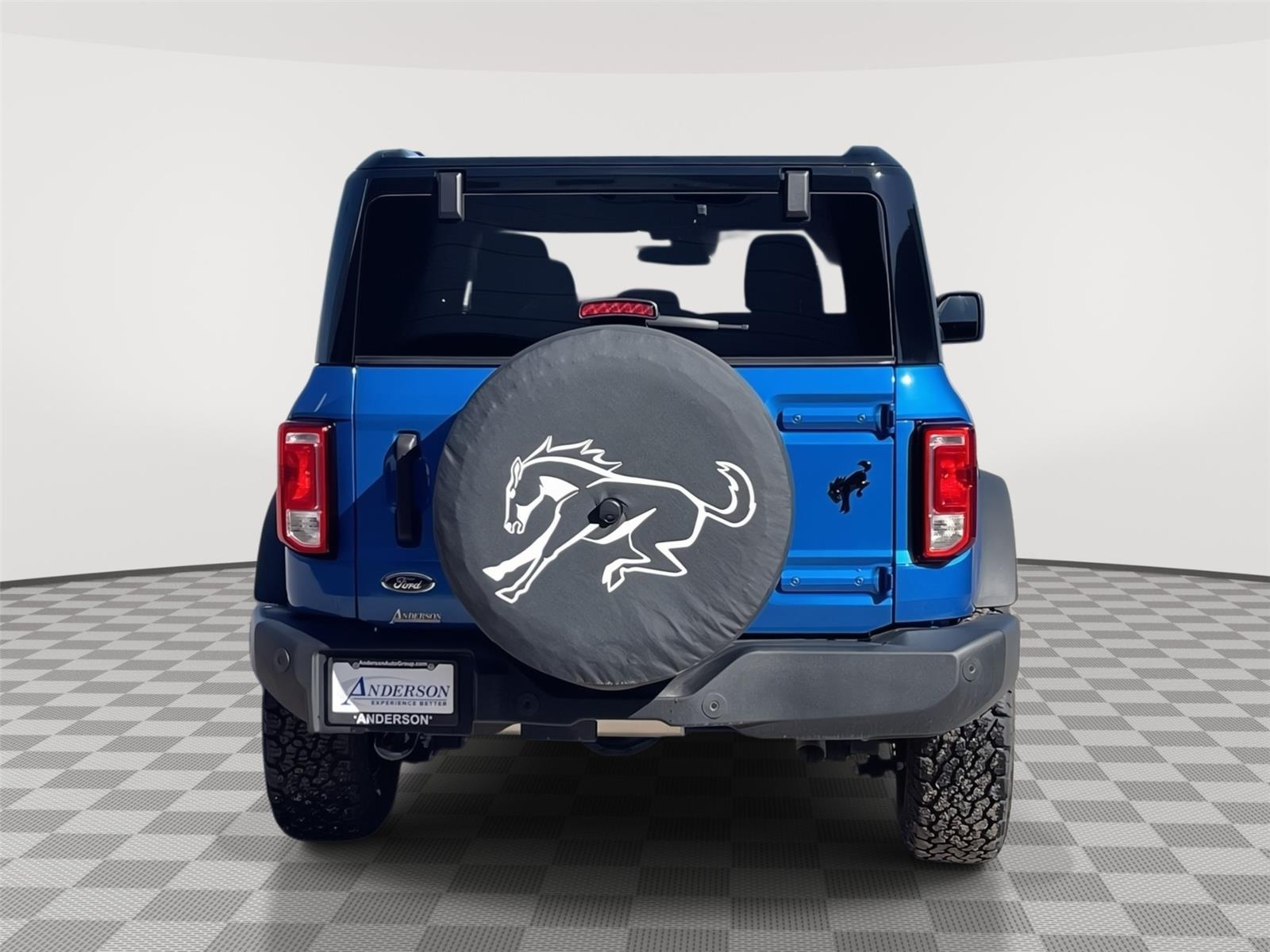 Vehicle photo 5