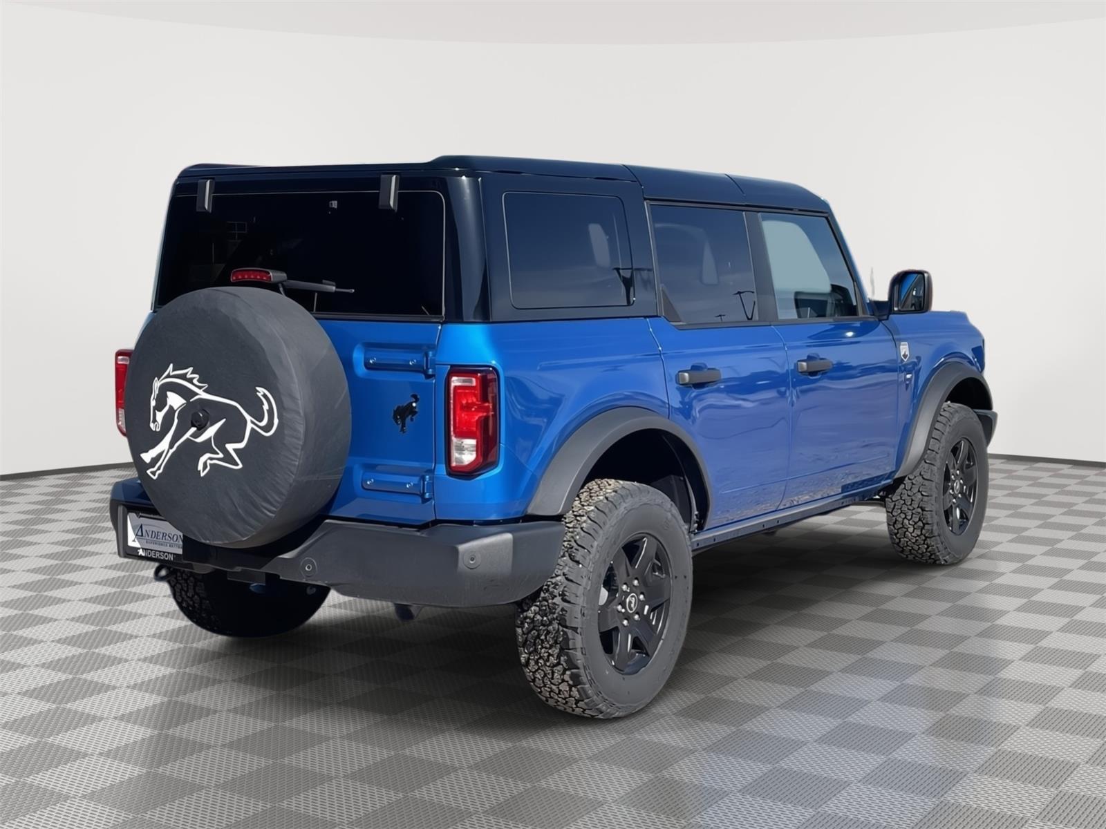 Vehicle photo 6