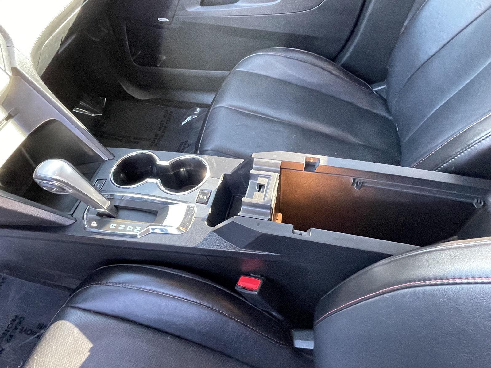 Vehicle photo 16