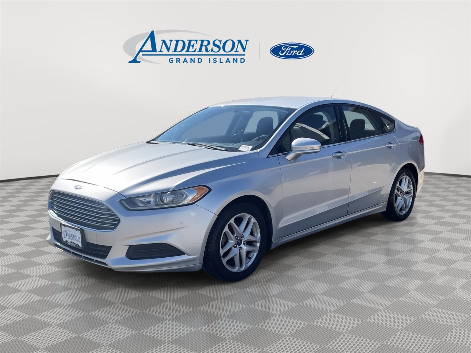 Ingot Silver Metallic 2014 Ford Fusion Sedan Front-Wheel Drive 6-Speed Automatic