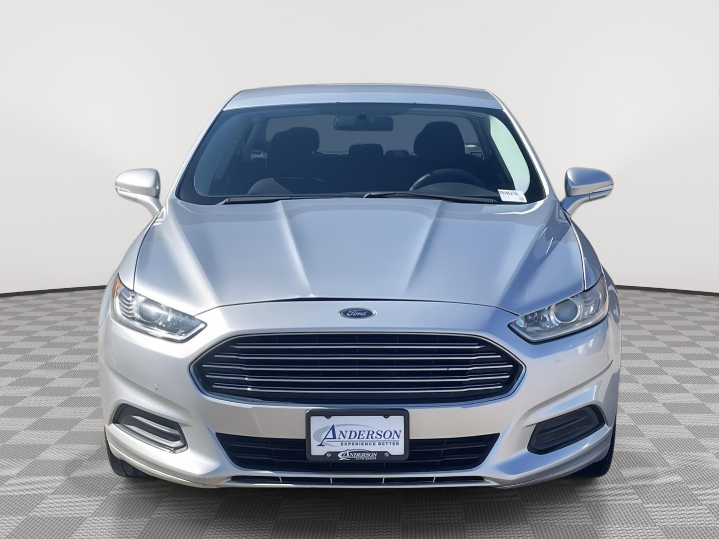 Vehicle photo 8