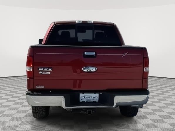 Vehicle photo 5